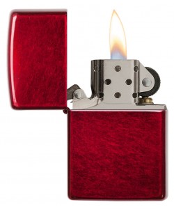 Zippo šķiltavas 21063 Classic Candy Apple Red™