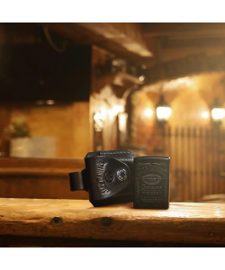 Jack Daniel's® dāvanu komplekts: šķiltavas un maciņš